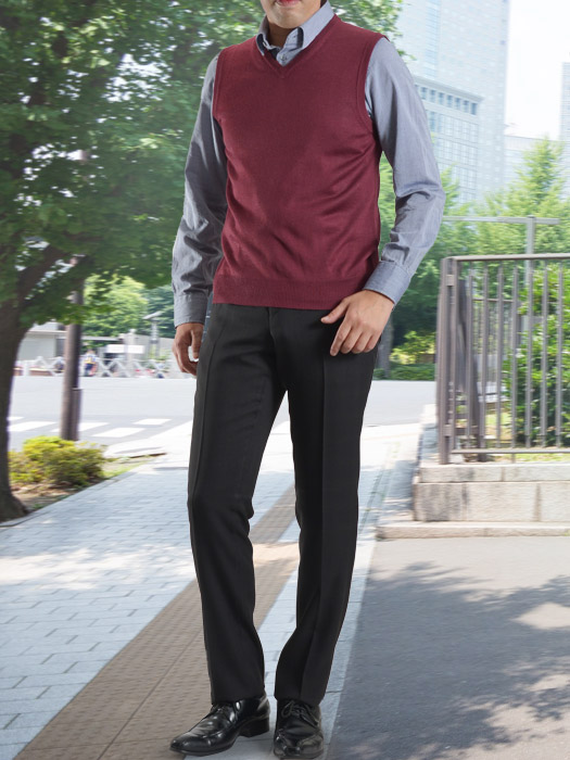 重ね着しやすい シンプルなニットベストのシャツスタイル メンズスーツのスーツスタイルmarutomi 公式通販