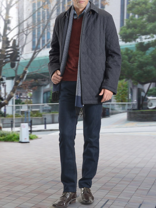 暖かみあるキルト調ステンカラーコート ニットの休日スタイル メンズスーツのスーツスタイルmarutomi 公式通販